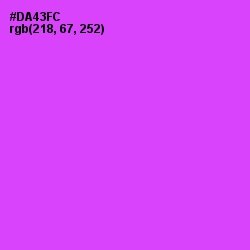 #DA43FC - Heliotrope Color Image